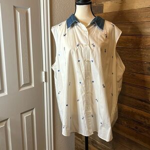 Sleeveless collared printed blouse